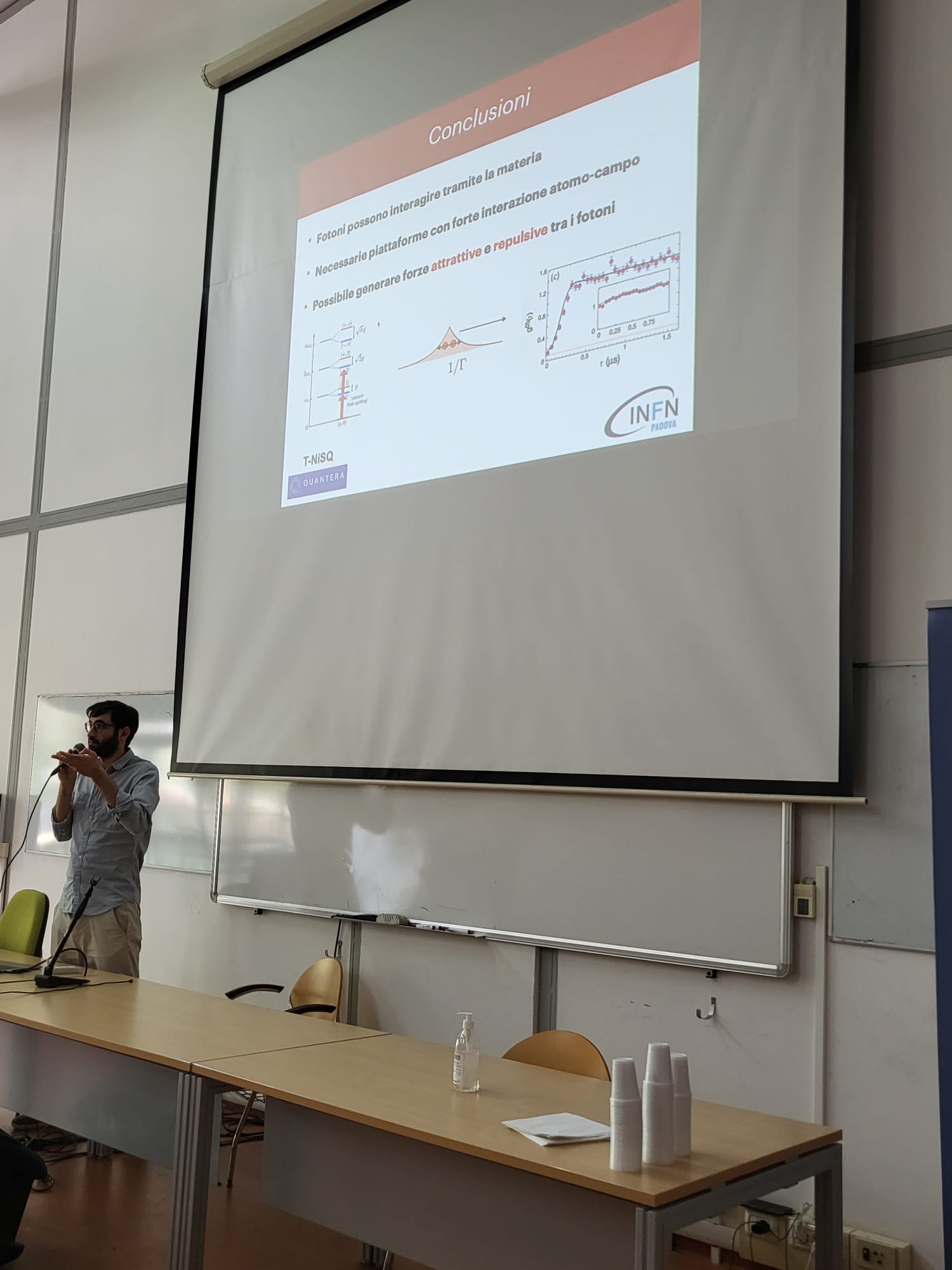 Introductory lecture on modern platforms for Quantum Nonlinear Optics